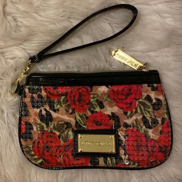 •Unlisted• - Picture 3 of 11